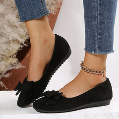 Plus Size Flat Casual Shoes Women's Suede Bow Round Head Gommino Shopping