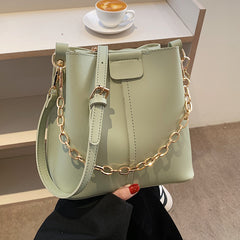 Simple Handbags Women's 2023 New Chain Fashion Messenger Bag Textured Bucket Shopping