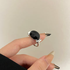 French Retro Black Agate High-grade Metal Ring Women's Light Luxury Fashionable Twin Ring Shopping