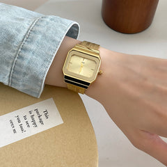 Square Elegant Small Golden Watch Retro Design Shopping