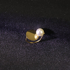 Women's Pearl Ring Does Not Fade