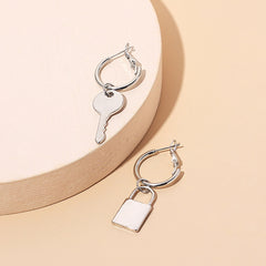 Niche Normcore Bag Personality Asymmetric Earrings