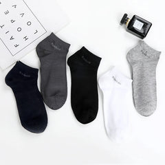 10 Pairs / Pack Men's Bamboo Fiber Socks Short High Quality New Casual Breatheable Anti-Bacterial Man Ankle Socks Men