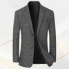 Image of Middle-aged Men's Suit Jackets Leisure Shopping