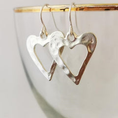 Independent Station Retro Heart-shaped Valentine's Day Earring Shopping