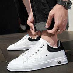 Trendy Men White Leather Soft Bottom Casual Shoes Shopping